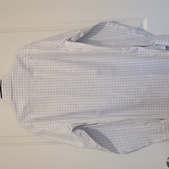Mens Collared Button Down - Picture 4 of 6